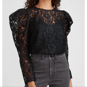 NWT! EXPRESS Black Lace w/ Puff Long Sleeve Blouse & attached Black Cami Size: S